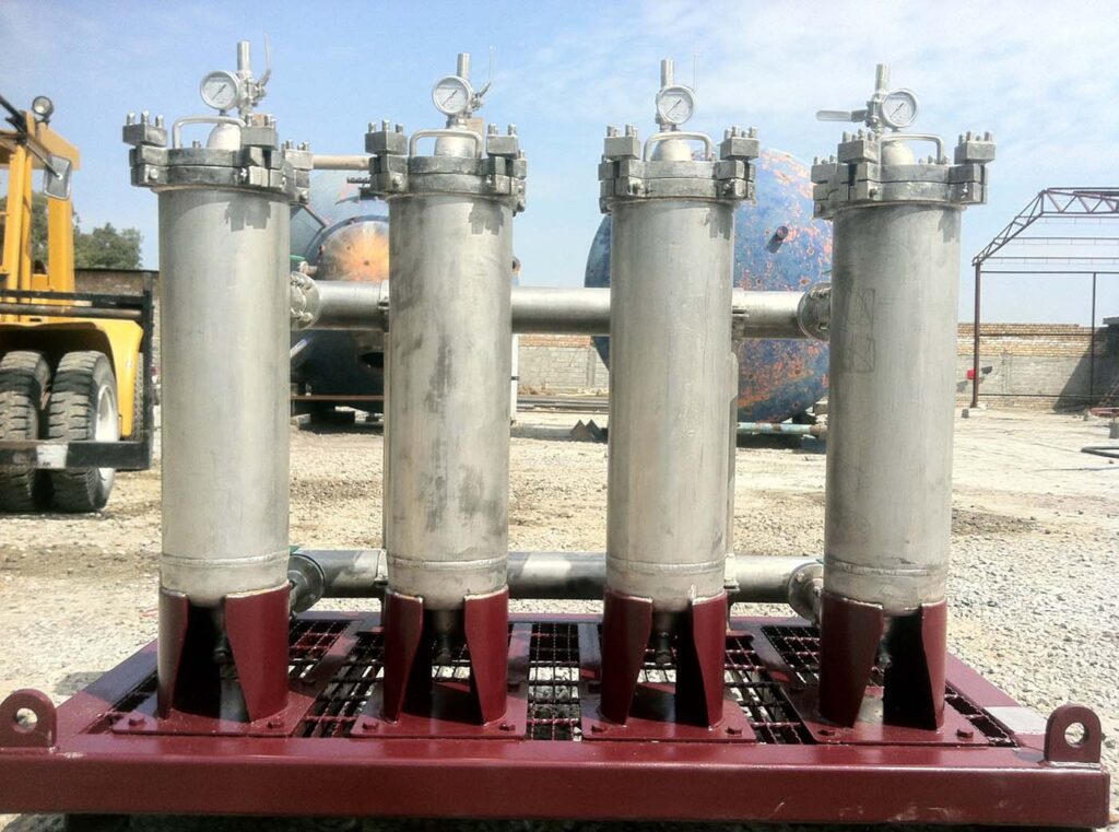 Brine filtration equipment